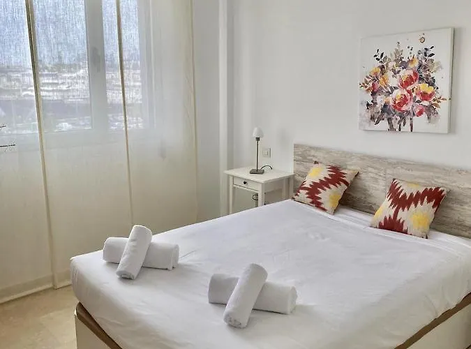 Homeforguest Next To Canteras With Free Parking *